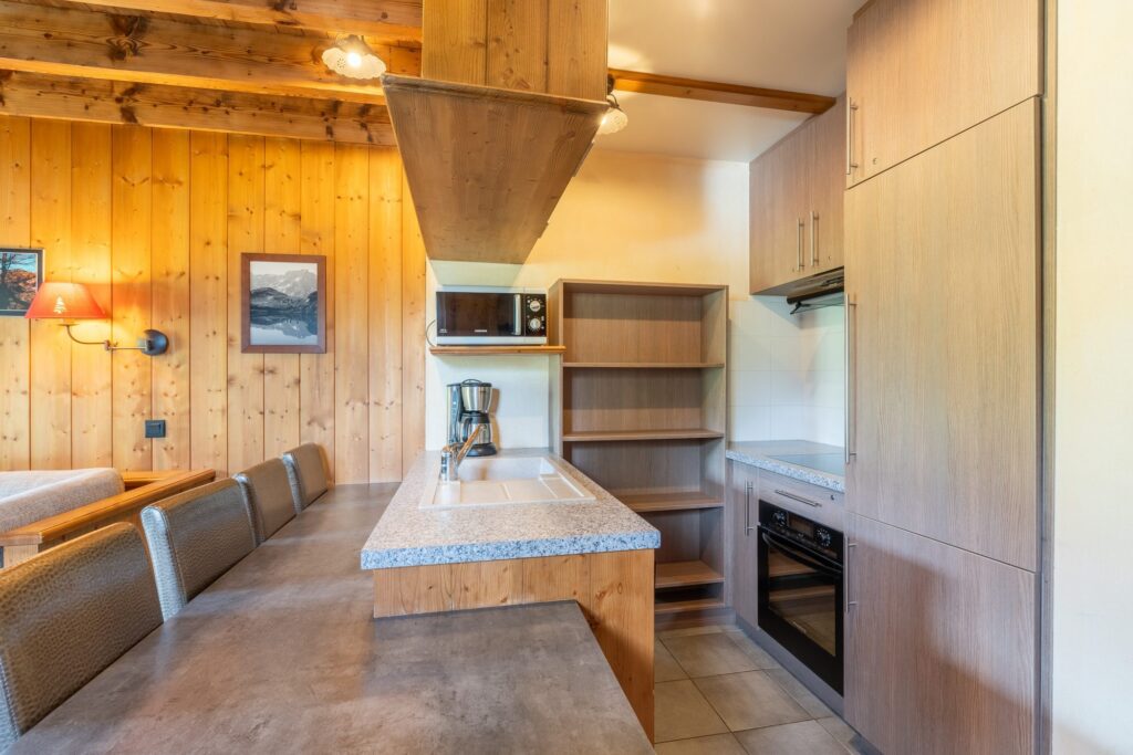 Cuisine ouverte en bois