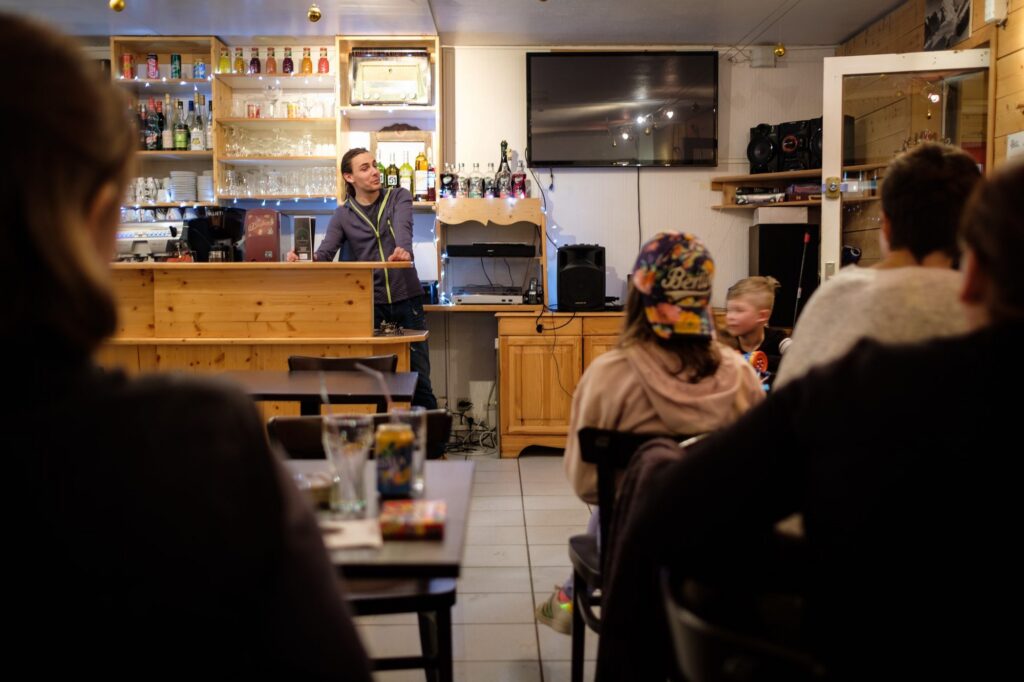 Comptoir de bar animé