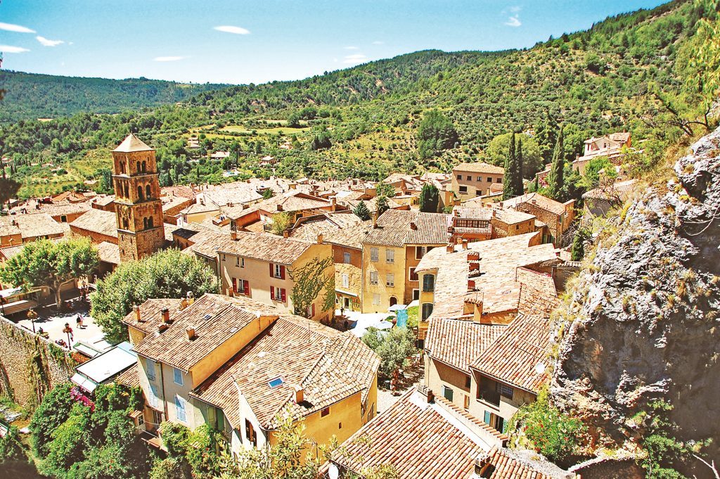 Village provençal vu du ciel